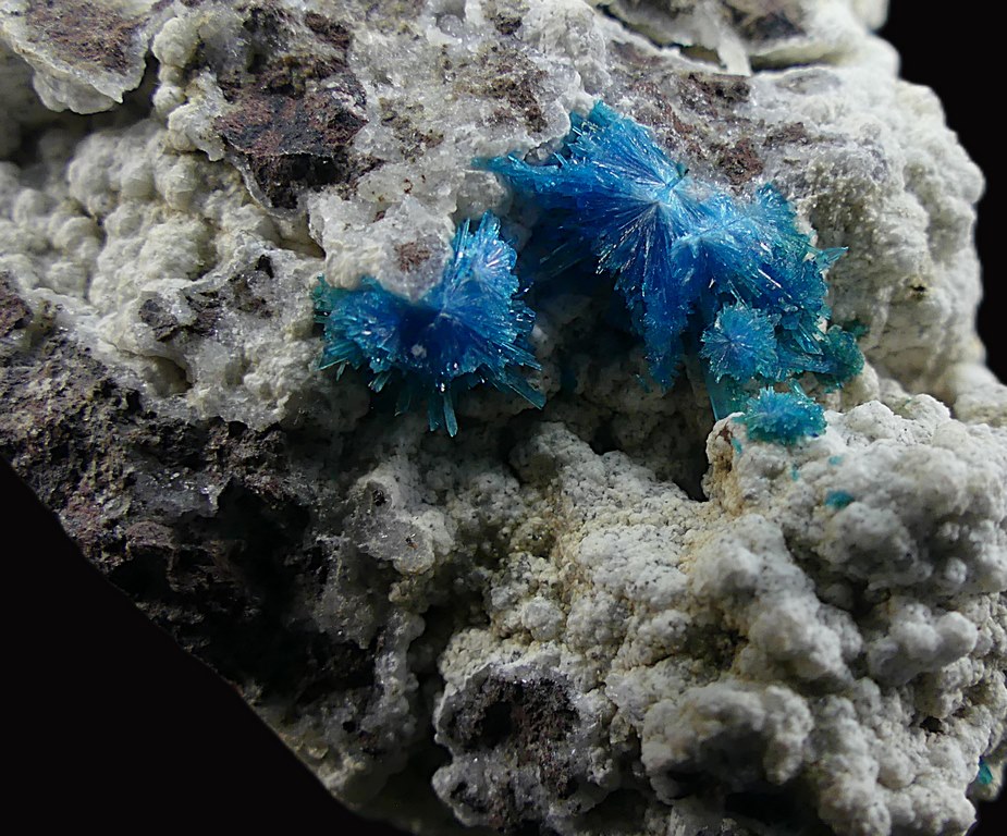 Cavansite