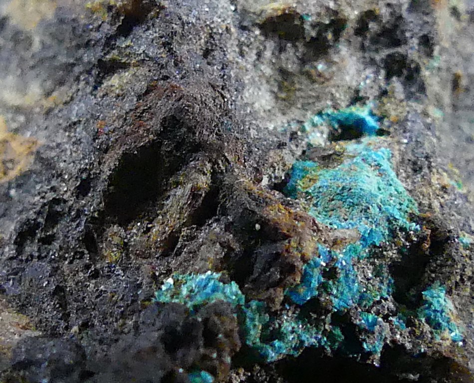 Lavendulan & Yukonite