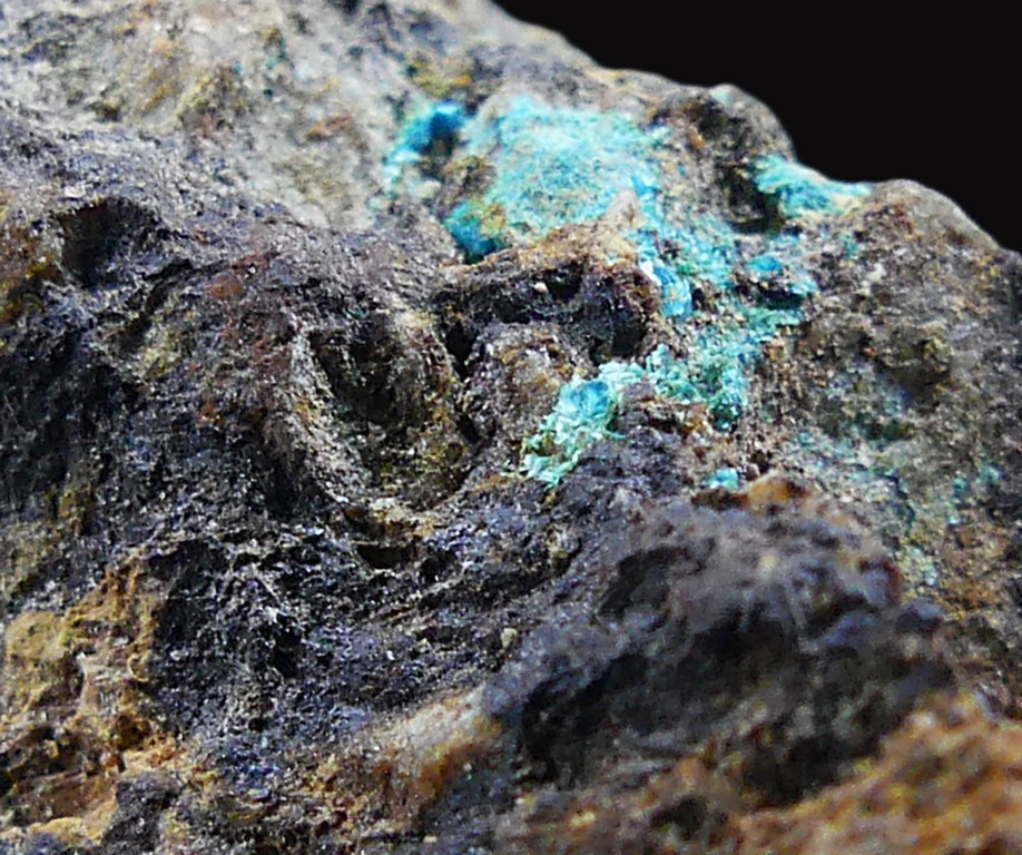 Lavendulan & Yukonite