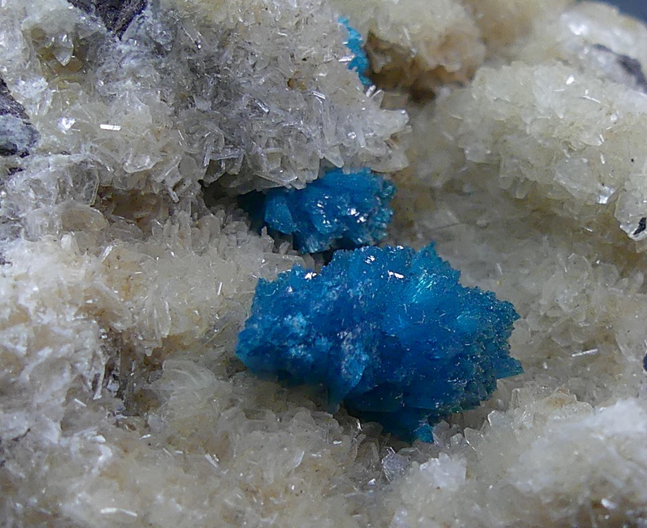 Cavansite