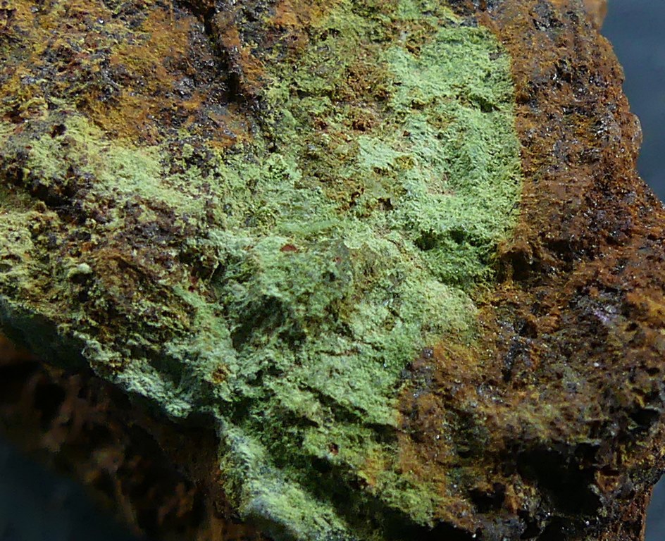 Barahonaite-(Fe) & Cornubite