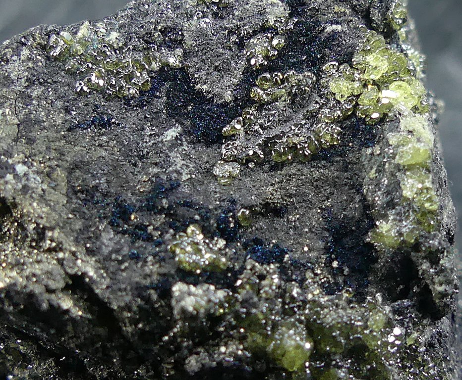 Native Sulphur & Covellite