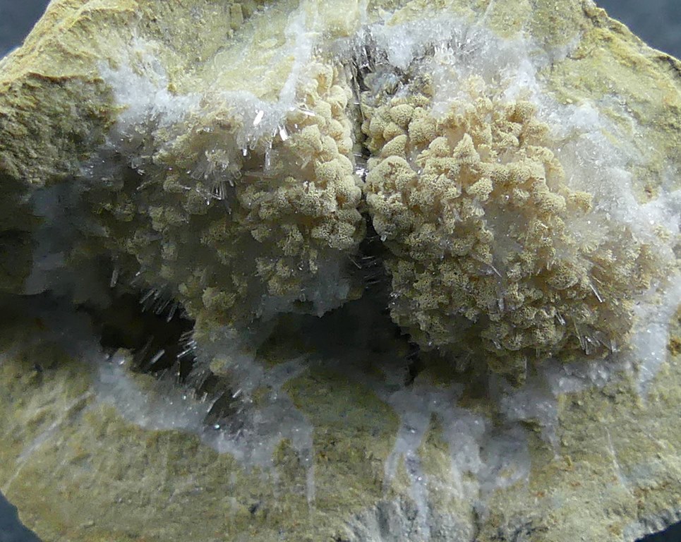 Kutnohorite & Aragonite