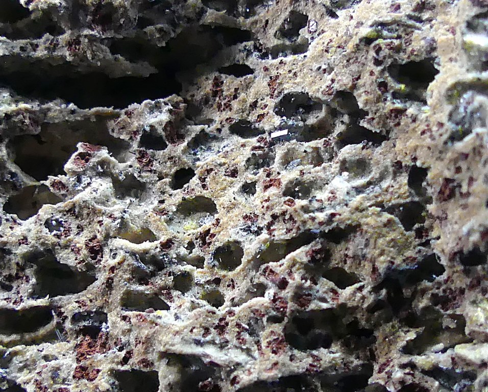 Pseudobrookite