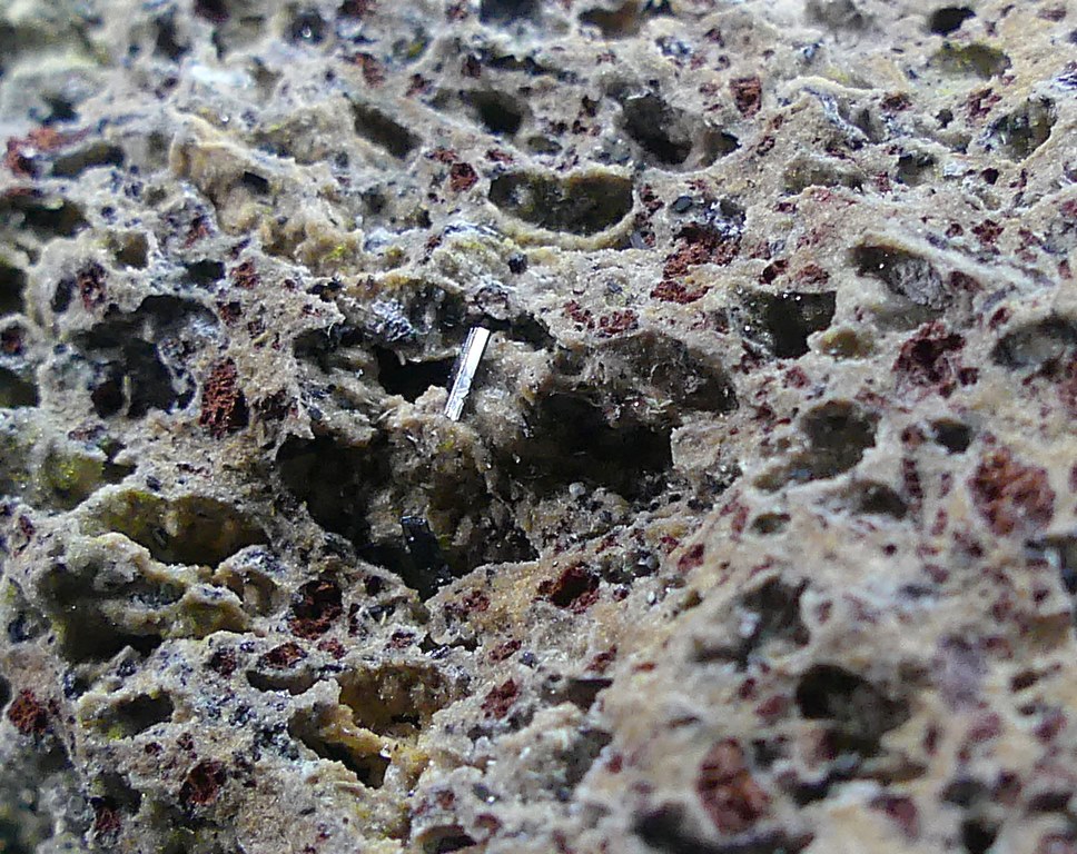 Pseudobrookite