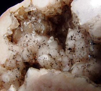 Quartz With Lepidocrocite