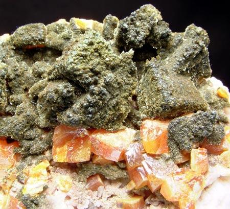 Wulfenite & Endlichite