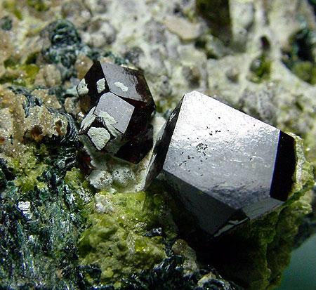 Andradite Clinochlore & Vesuvianite