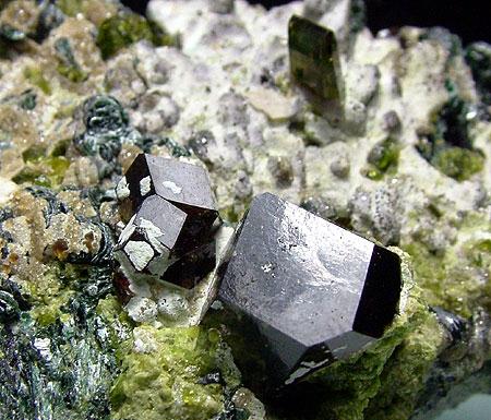 Andradite Clinochlore & Vesuvianite