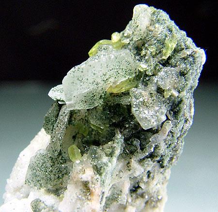 Titanite With Albite On Pericline