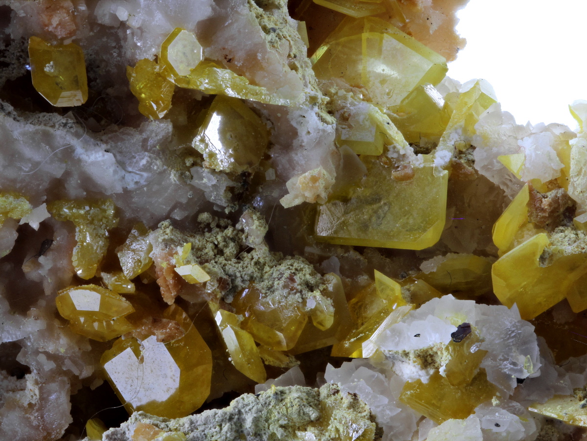 Wulfenite