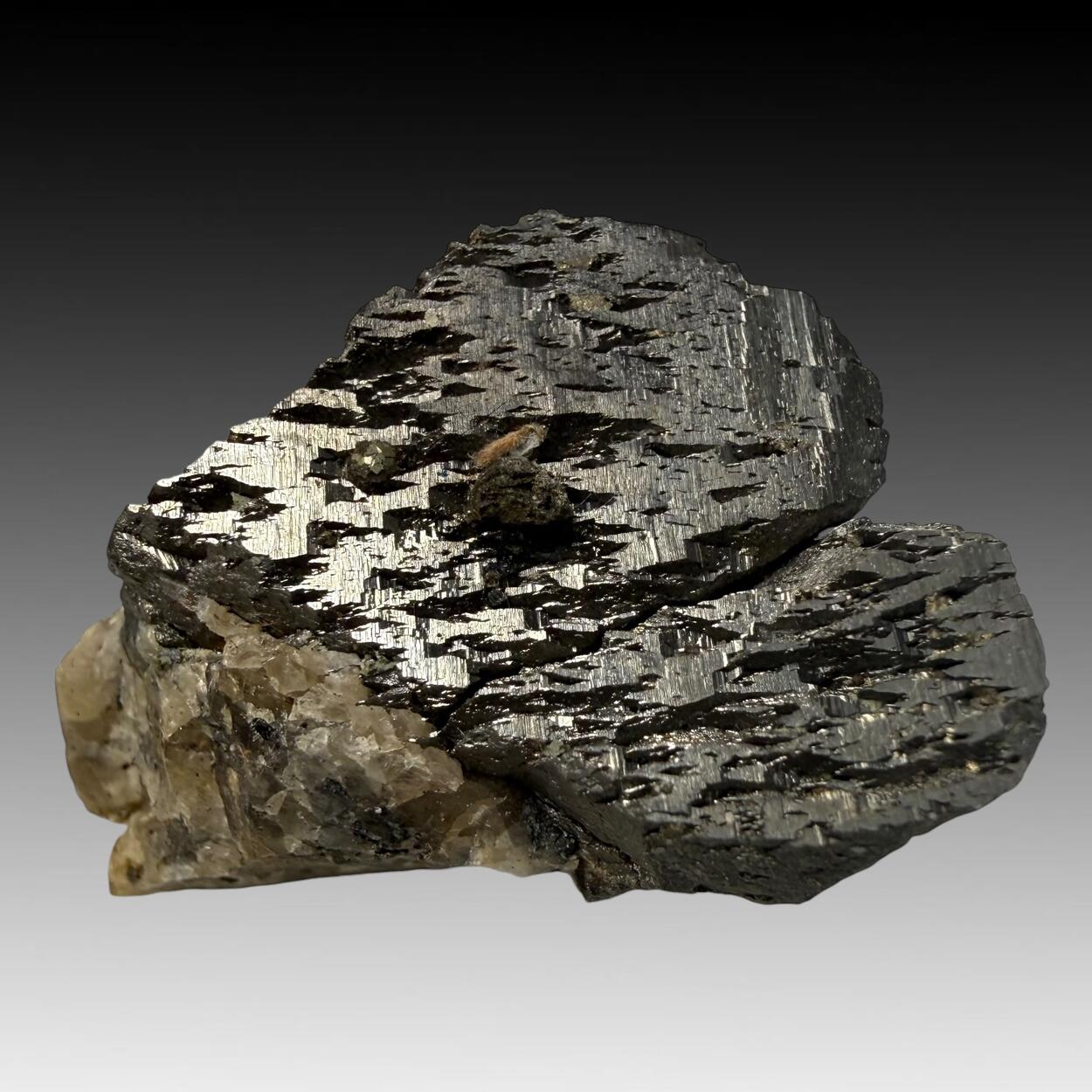 Arsenopyrite On Scheelite