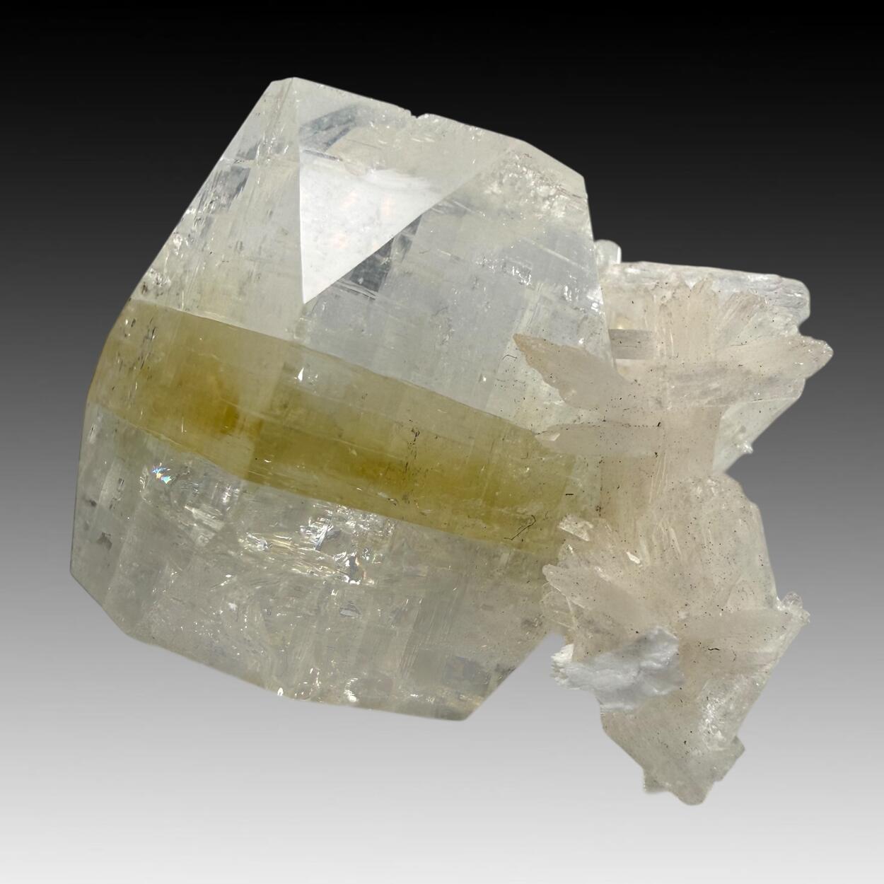 Apophyllite With Stilbite