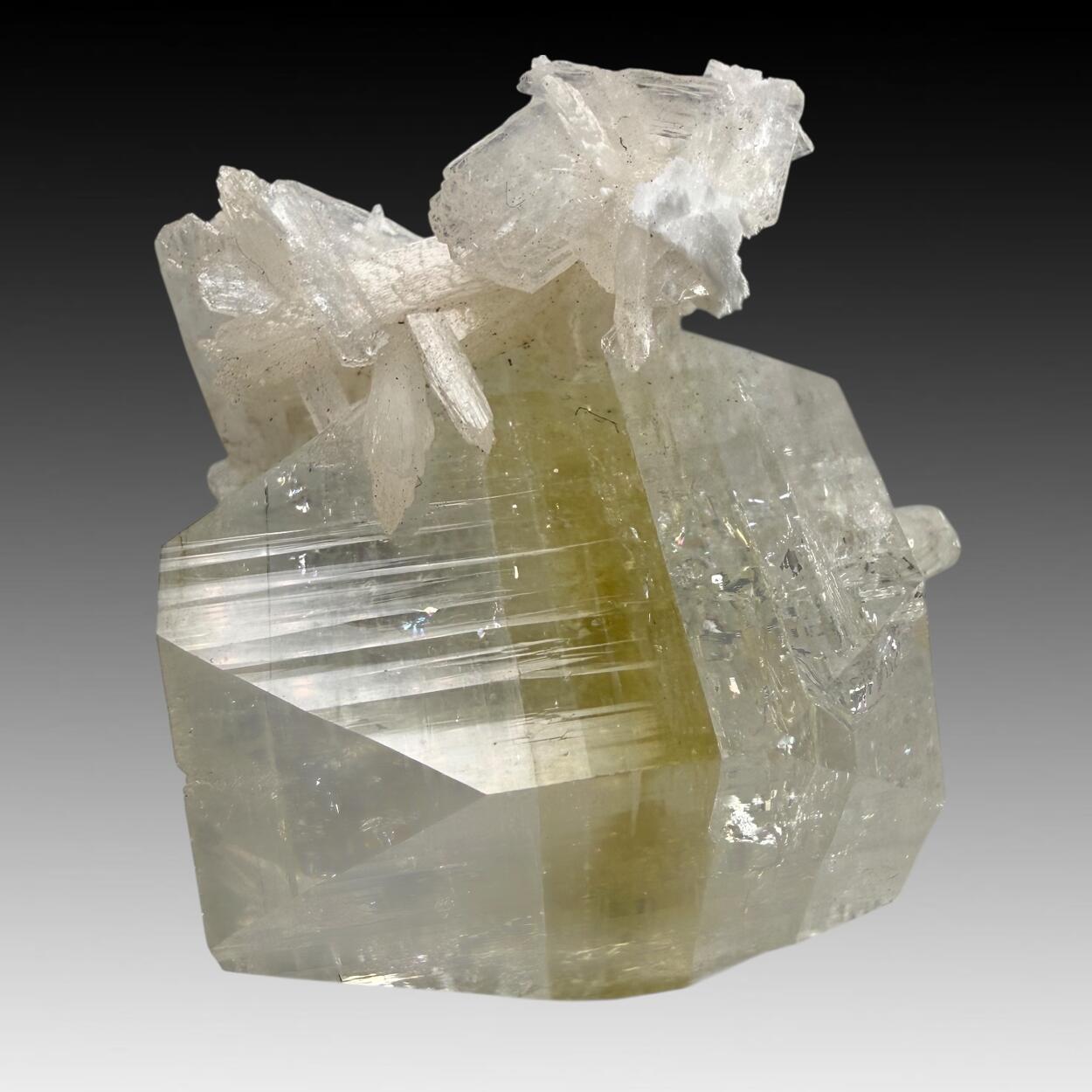 Apophyllite With Stilbite