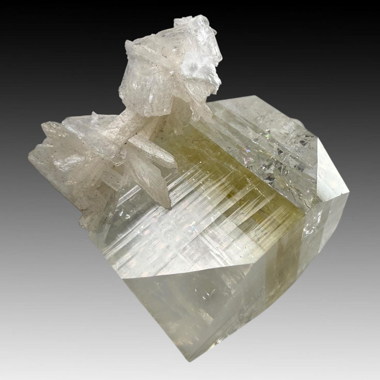 Apophyllite With Stilbite