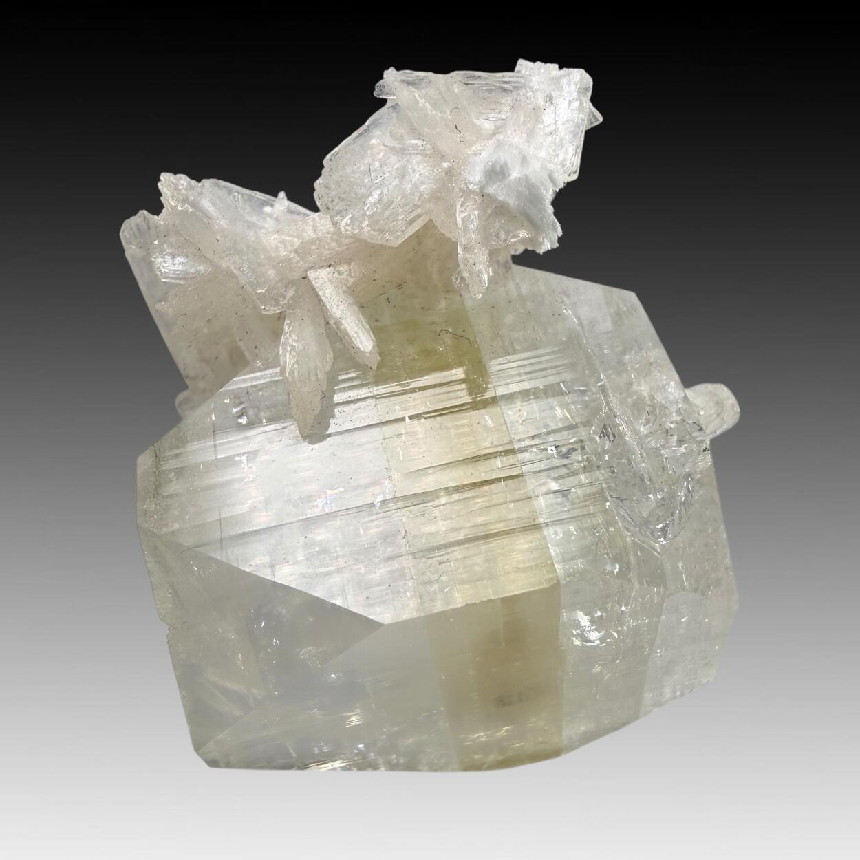 Apophyllite With Stilbite