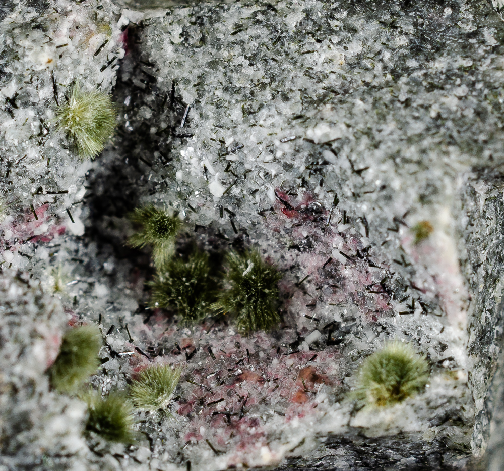 Tuperssuatsiaite With Villiaumite & Aegirine