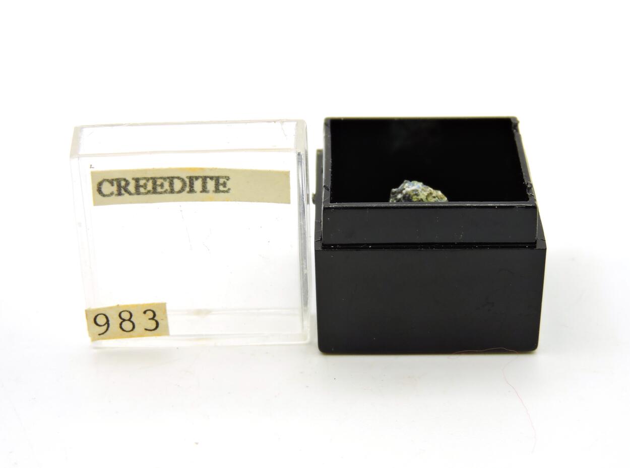 Creedite With Linarite