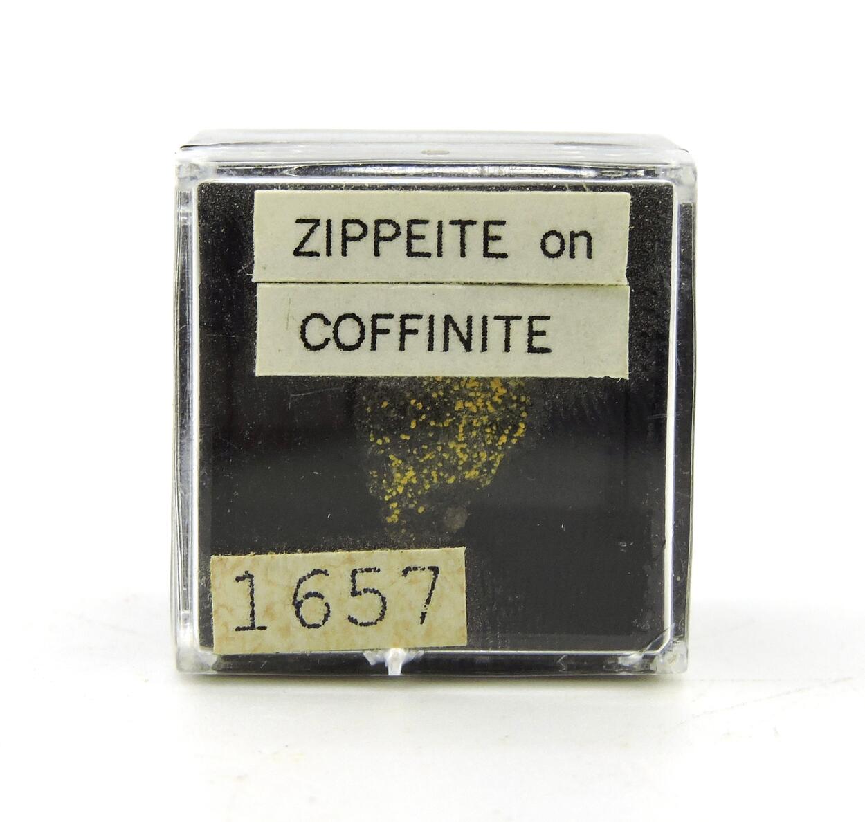 Zippeite On Coffinite