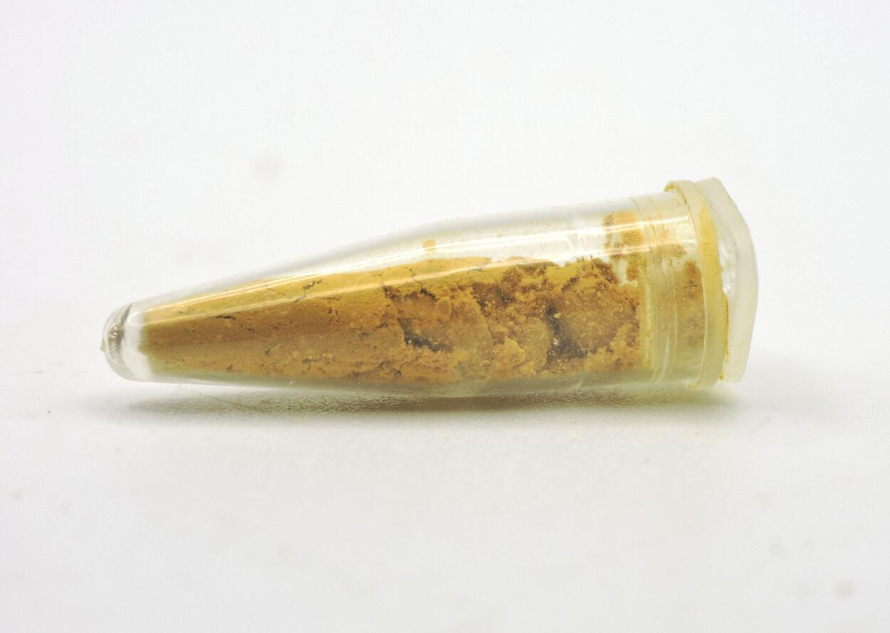 Bismutite With Beyerite