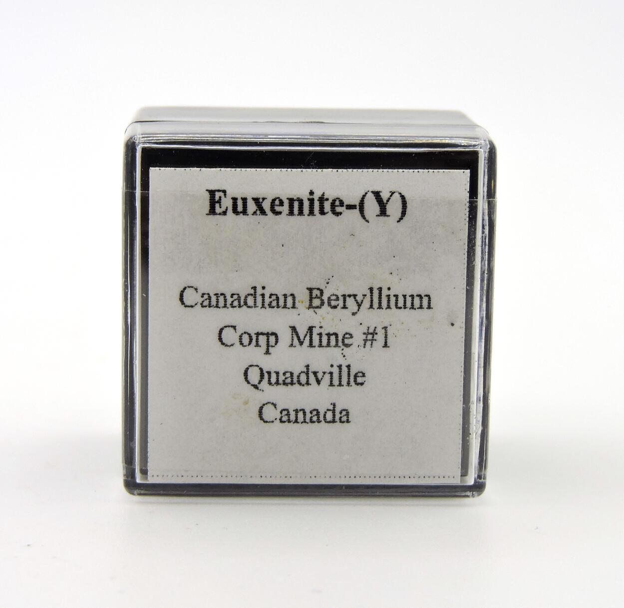 Euxenite-(Y)