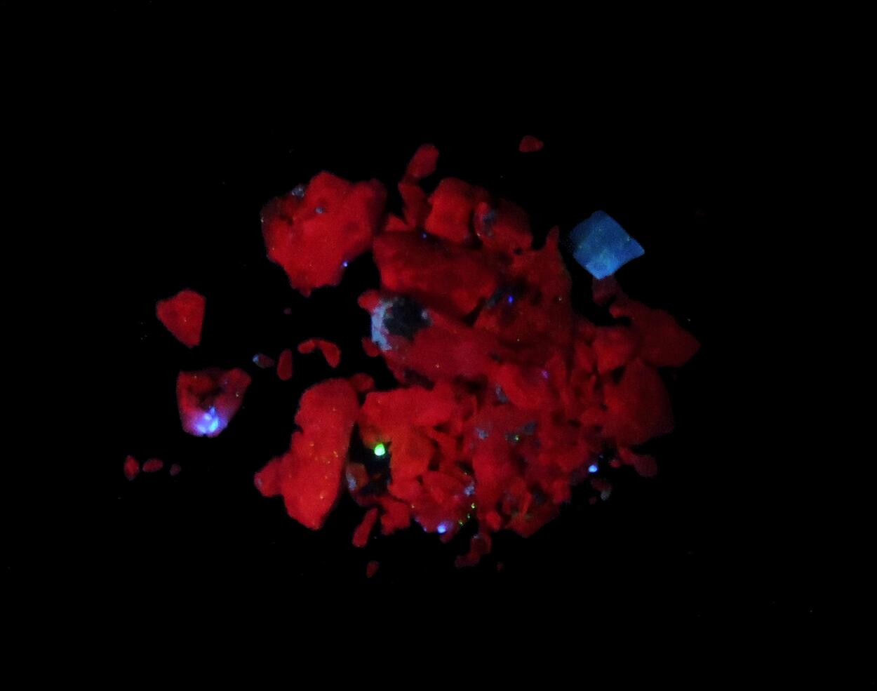 Sugilite With Katayamalite