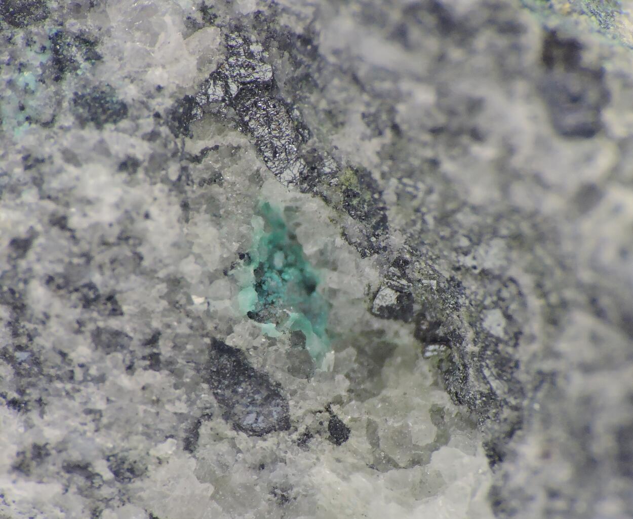 Xocomecatlite With Hessite