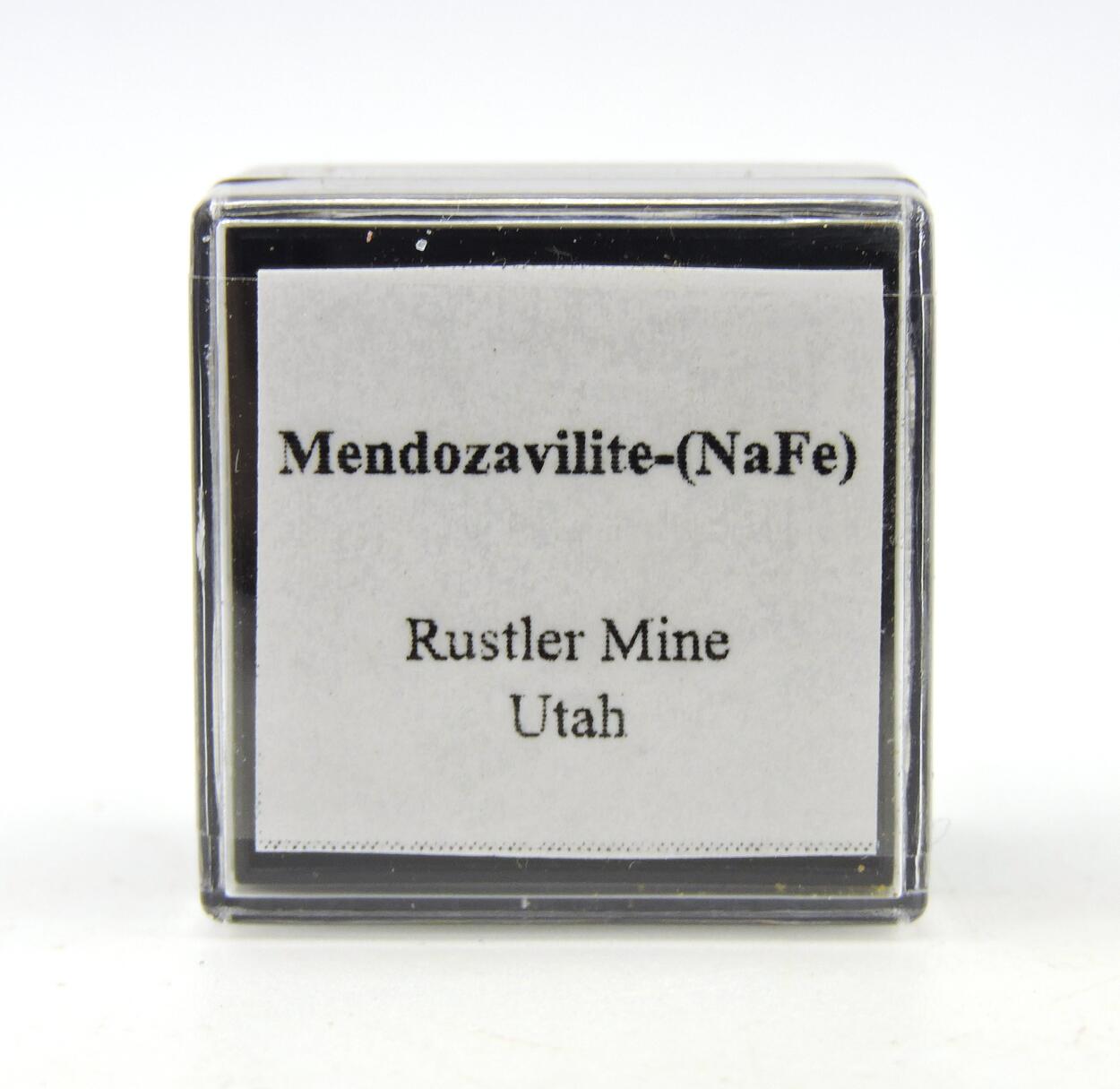 Mendozavilite-NaFe