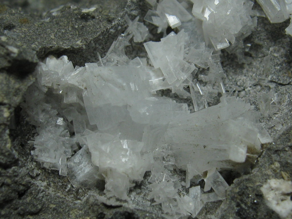 Thomsonite-Ca