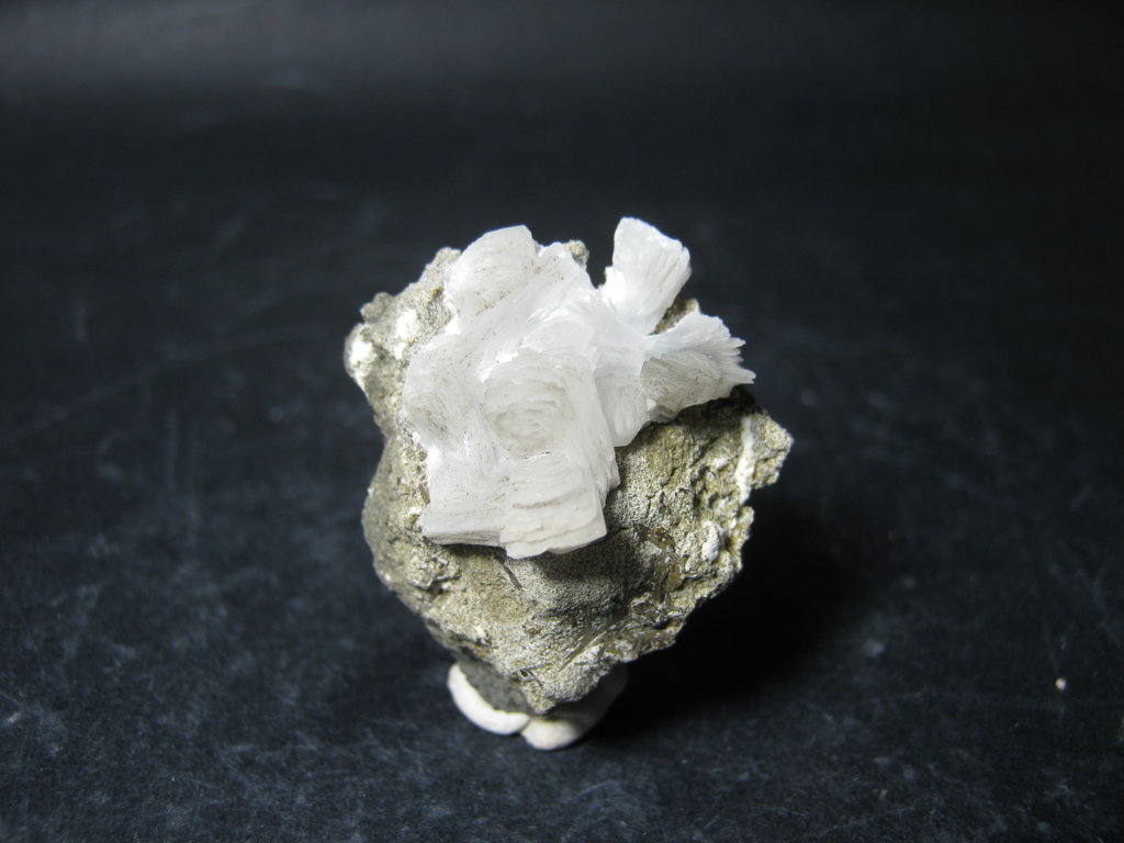 Thomsonite-Ca