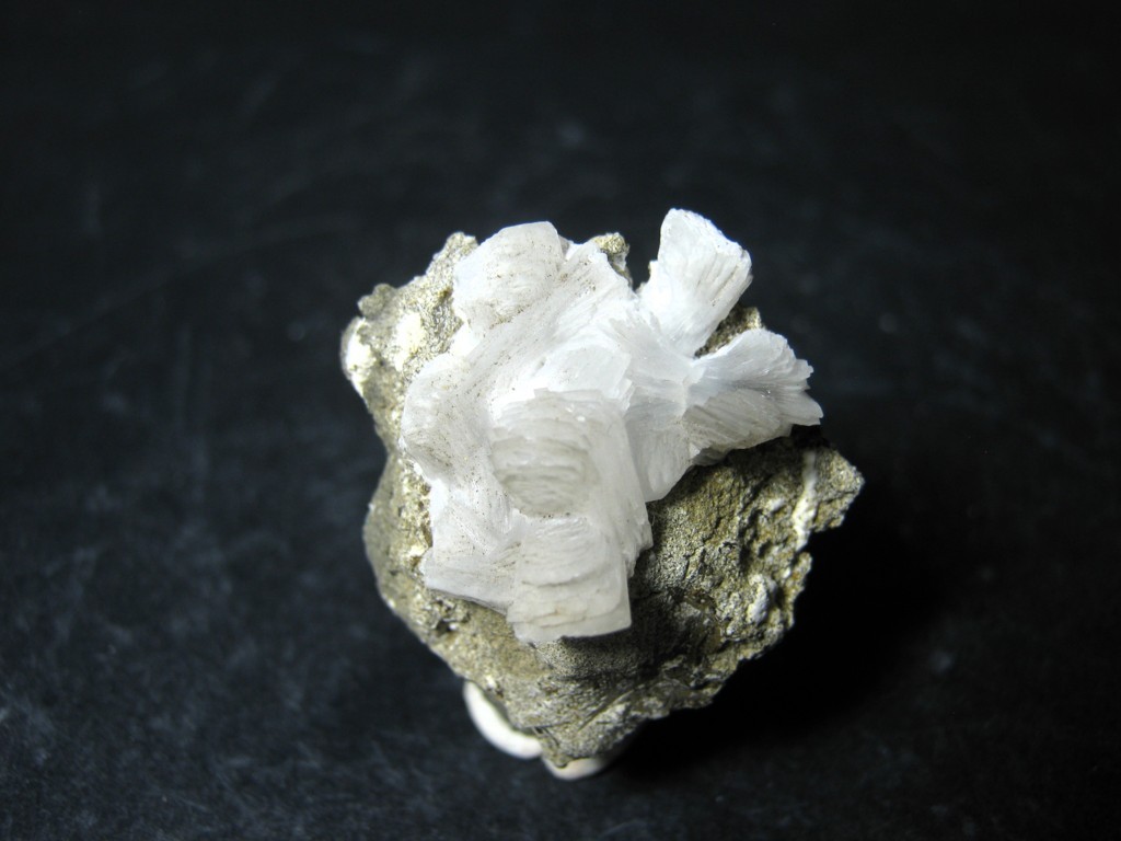 Thomsonite-Ca
