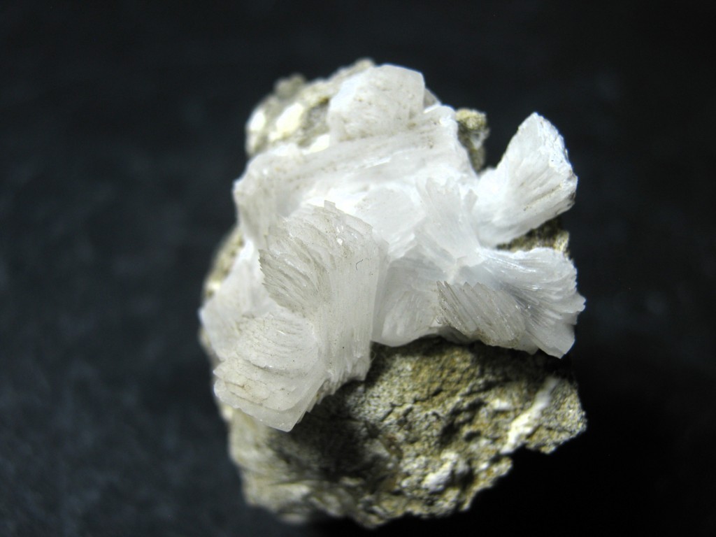 Thomsonite-Ca
