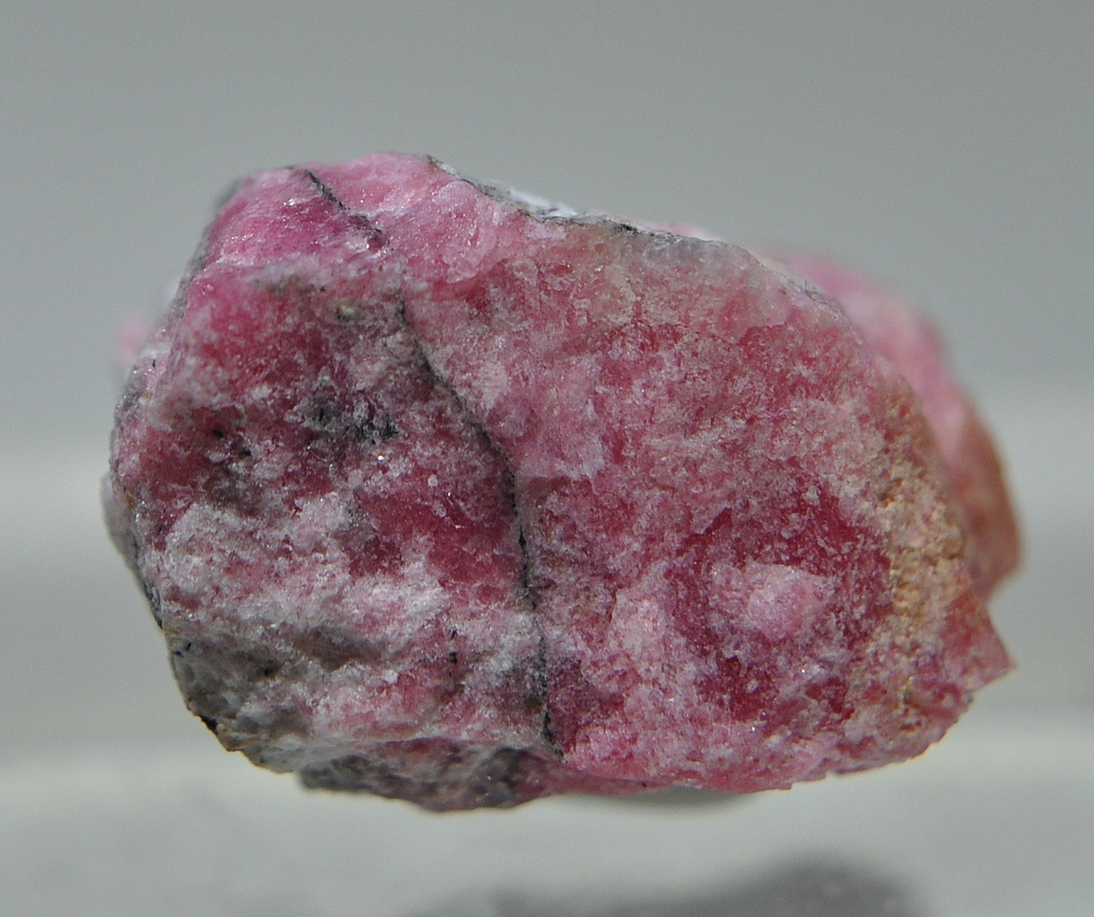 Tugtupite