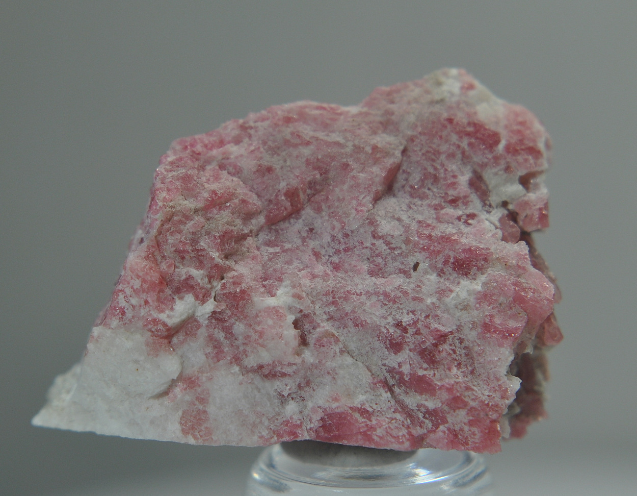 Thulite