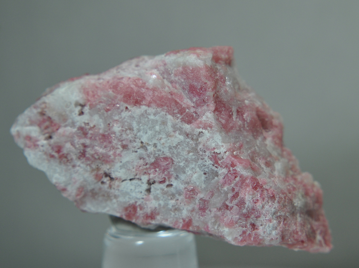 Thulite