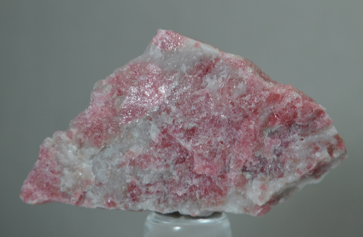 Thulite