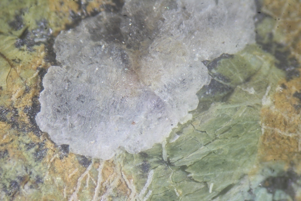 Melanophlogite & Volkonskoite