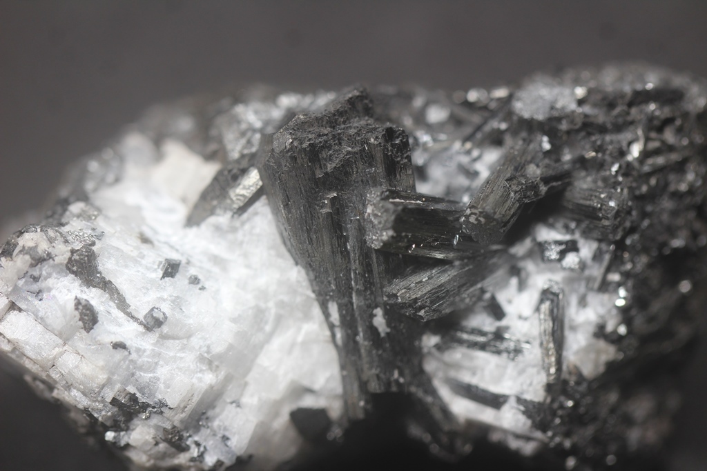 Manganite