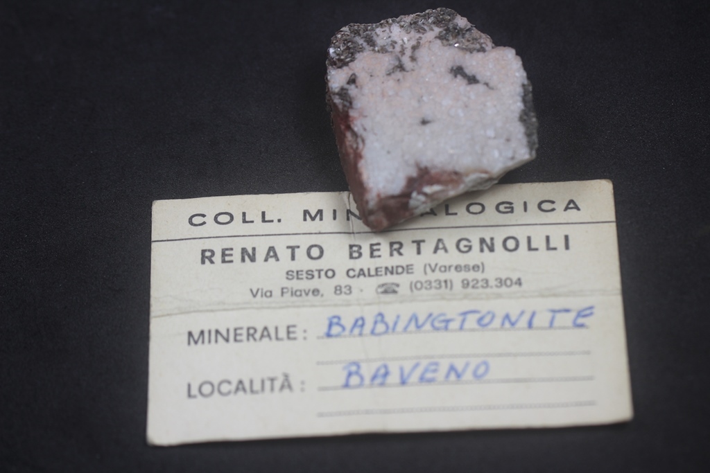 Babingtonite Orthoclase Albite & Muscovite