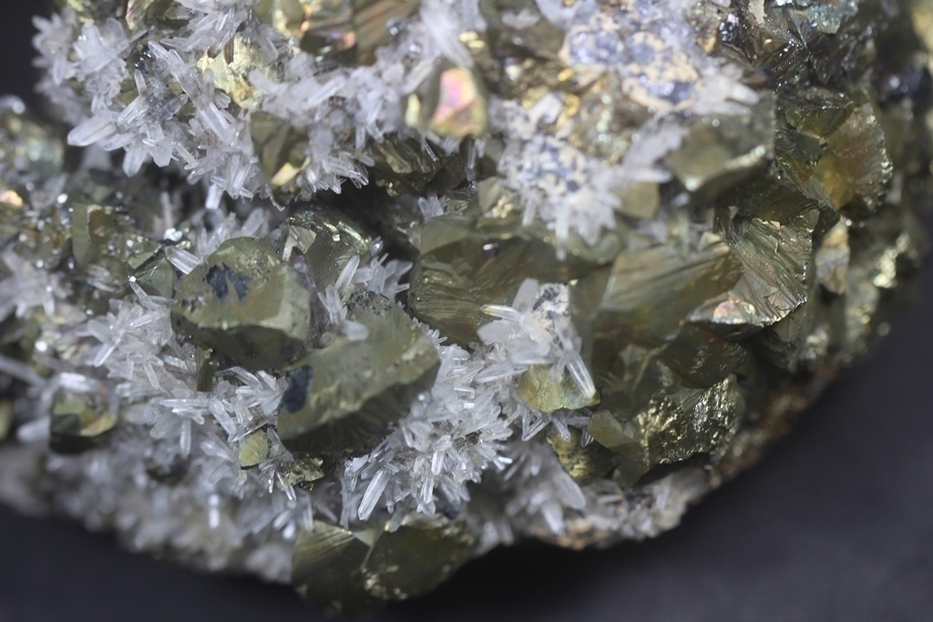 Chalcopyrite & Quartz