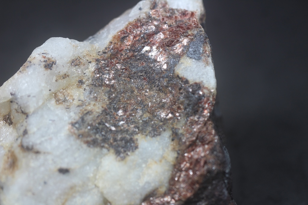 Muscovite Var Alurgite