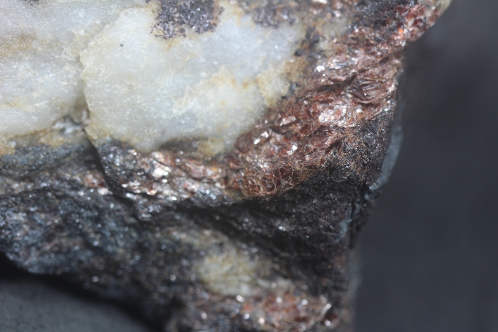 Muscovite Var Alurgite