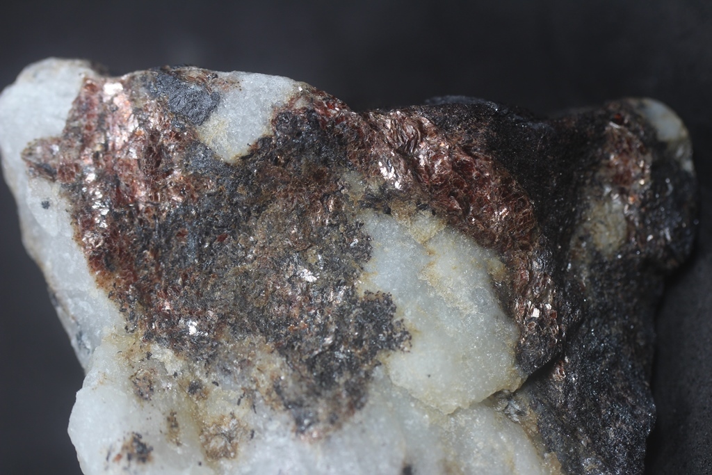 Muscovite Var Alurgite