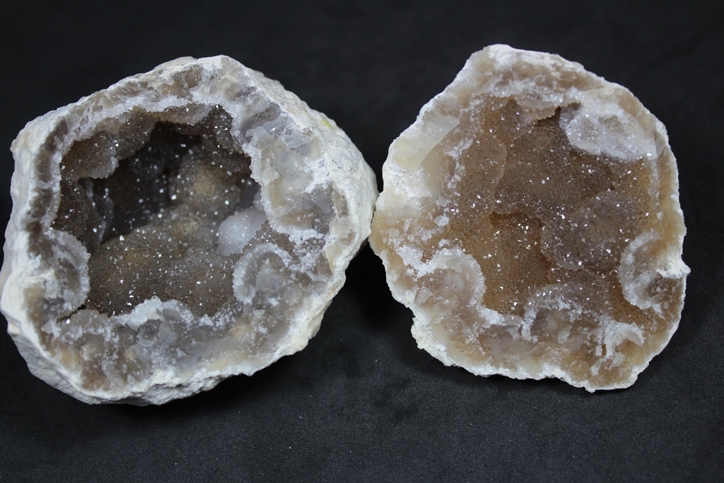 Quartz In Chalcedony