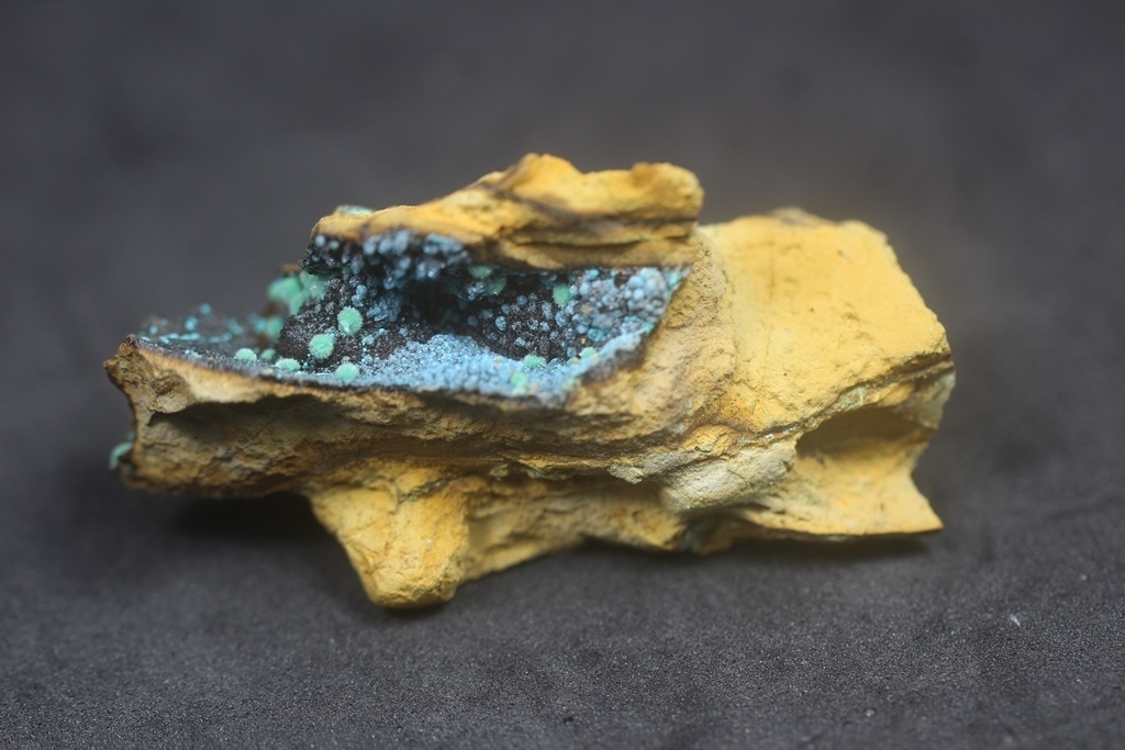 Marioantofilliite Malachite & Allophane