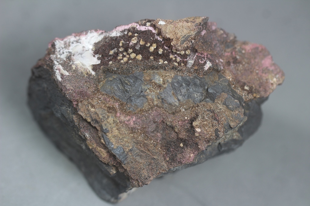 Piemontite Pennantite & Ganophyllite