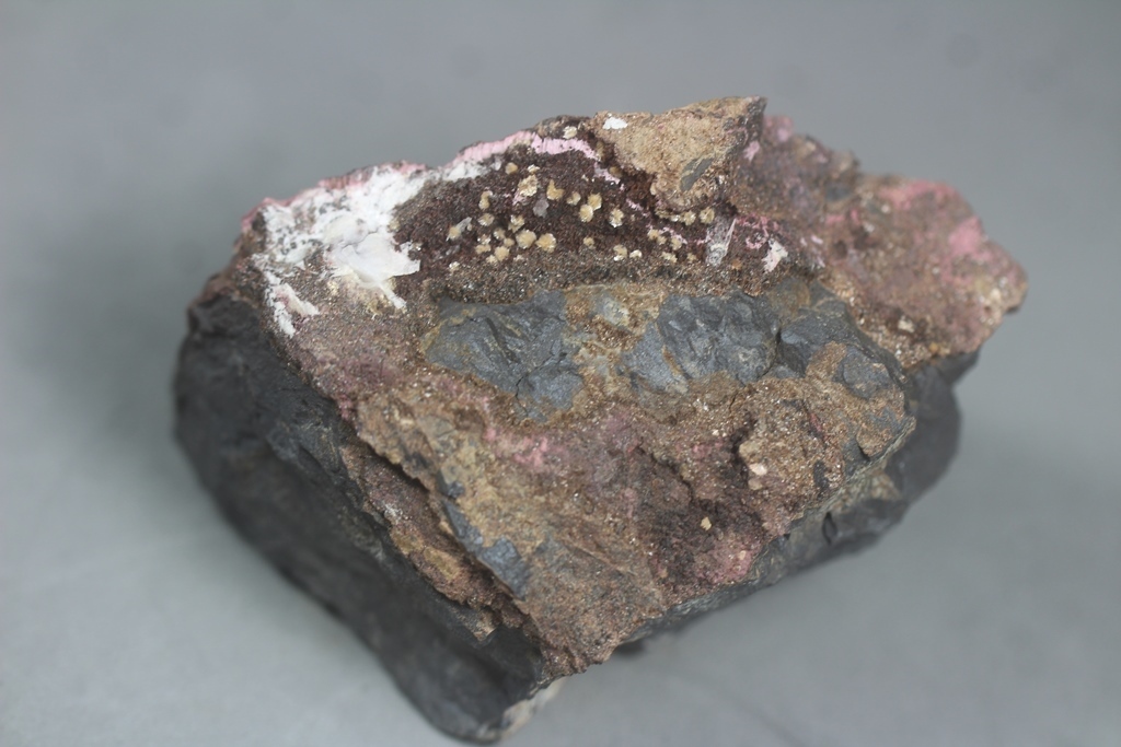 Piemontite Pennantite & Ganophyllite