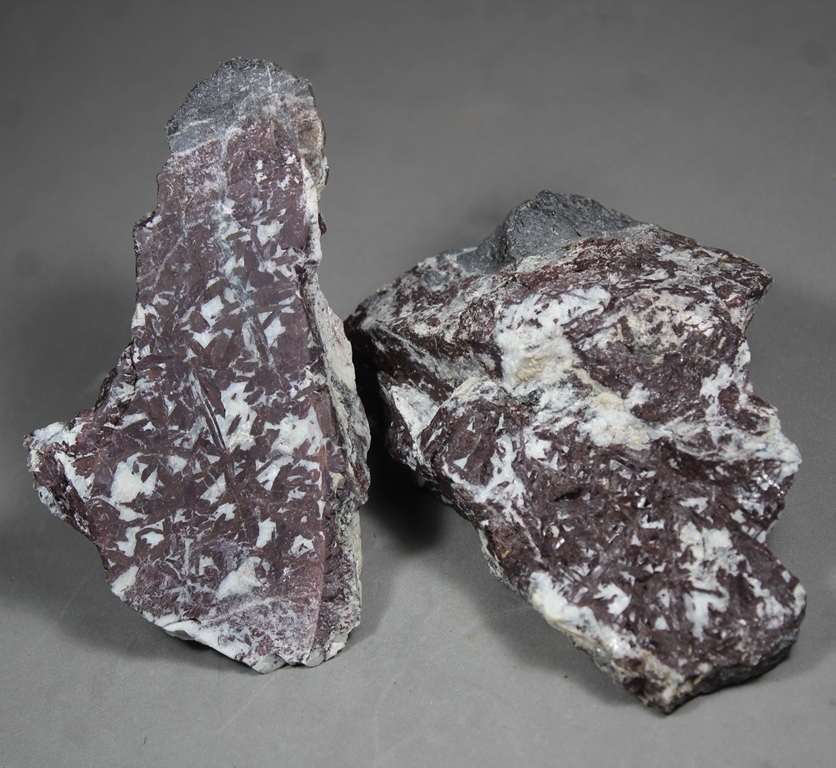 Piemontite