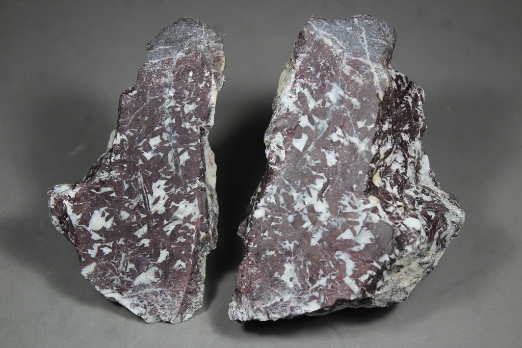 Piemontite