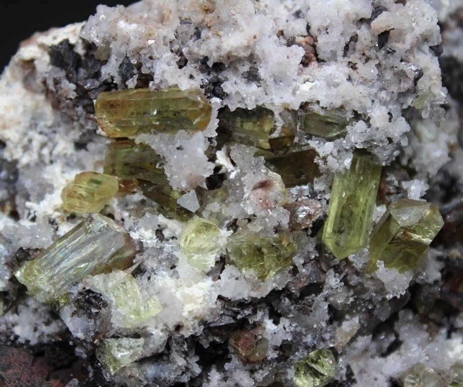 Apatite With Magnetite